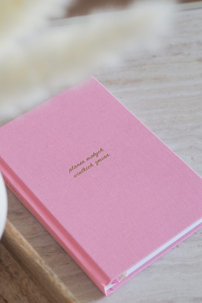 planner niedatowany tygodniowy
